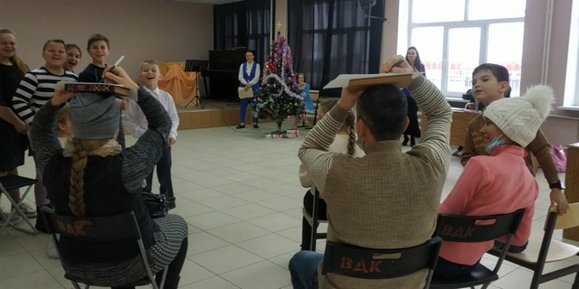 Screenshot 2021 12 28 14 11 09 475 com.miui.videoplayer