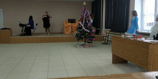 Screenshot 2021 12 28 14 12 44 260 com.miui.videoplayer